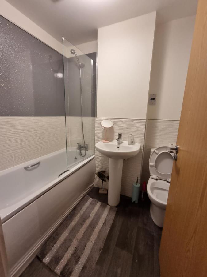 Superking Bedroom Close To The A30 Camborne Ngoại thất bức ảnh